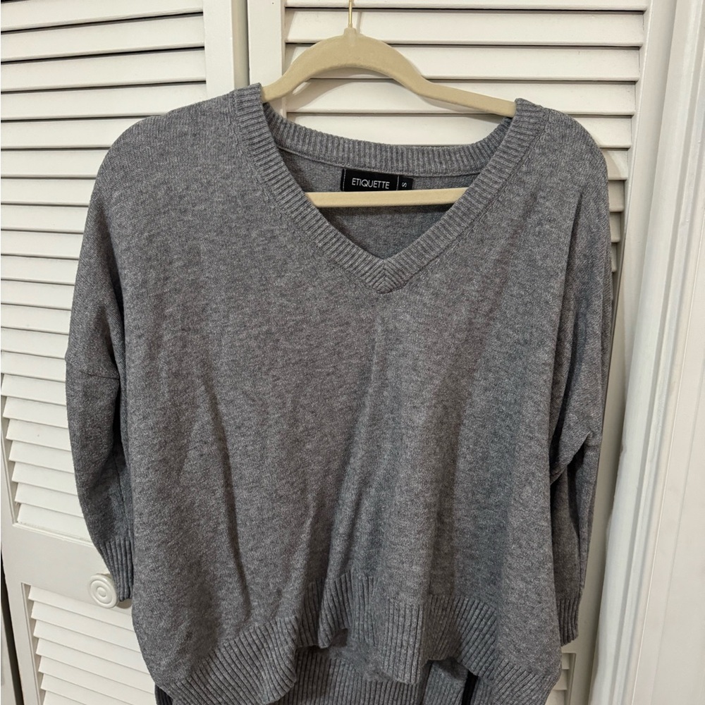 Eiquette Gray V-Neck Sweater